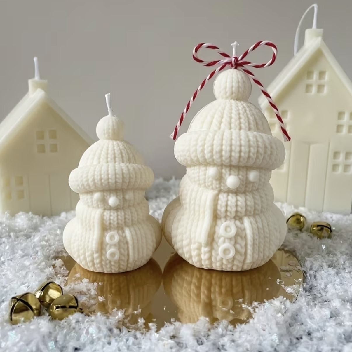 Knitted Snowman Candles